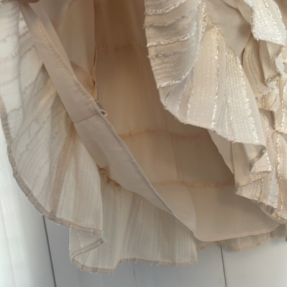 L Entro Ruffle Layered Tank - Picture 7 of 8